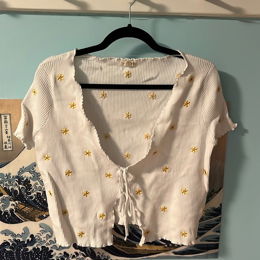 PacSun Open-Front Tee - Picture 3 of 4